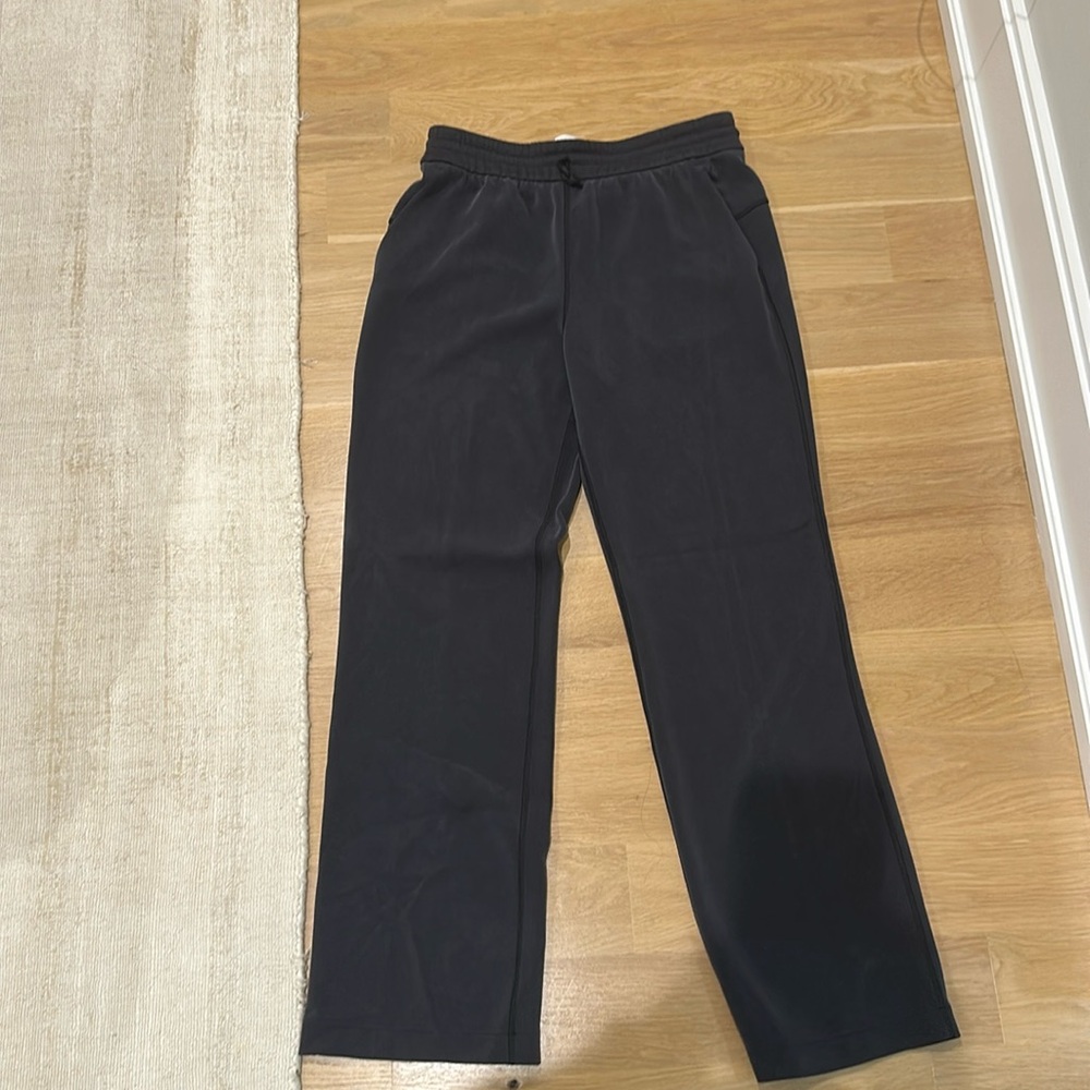 Lululemon track pant size 8